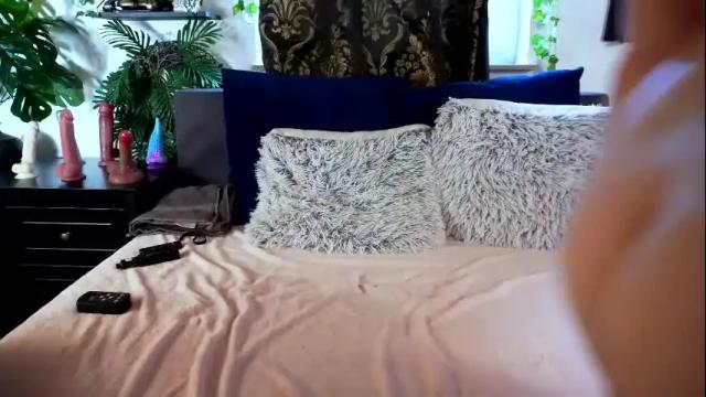 Image 6 of tessawinter Stream on Chaturbate on 4 days ago