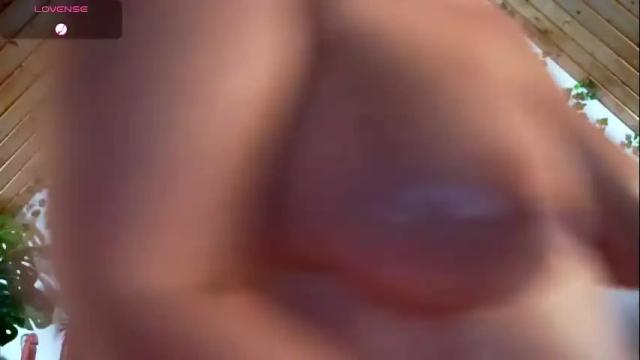 Image 8 of tessawinter Stream on Chaturbate on 4 days ago