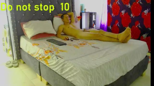 Image 4 of tessayleo_13 Stream on Chaturbate on 1 month ago