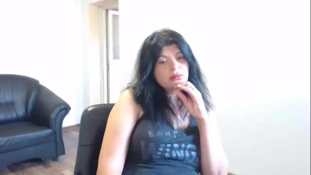 Image 10 of tessnaughty Stream on Chaturbate on 1 month ago