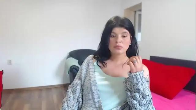 Image 2 of tessnaughty Stream on Chaturbate on 16 days ago