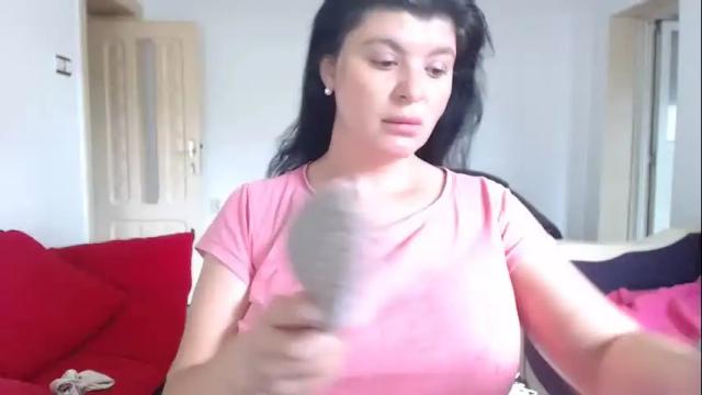 Image 11 of tessnaughty Stream on Chaturbate on 13 days ago