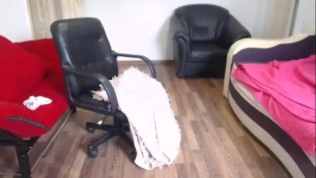 Image 6 of tessnaughty Stream on Chaturbate on 13 days ago