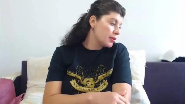 Image 10 of tessnaughty Stream on Chaturbate on 1 month ago