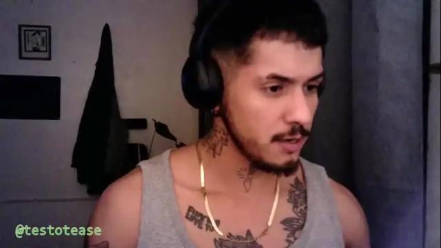 Image 3 of testotease Stream on Chaturbate on 22 days ago