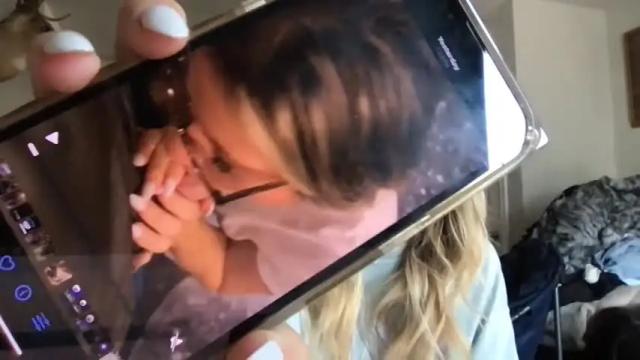 Image 4 of texas_blonde Stream on Chaturbate on 4 months ago