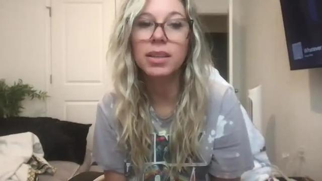 Image 8 of texas_blonde Stream on Chaturbate on 3 months ago