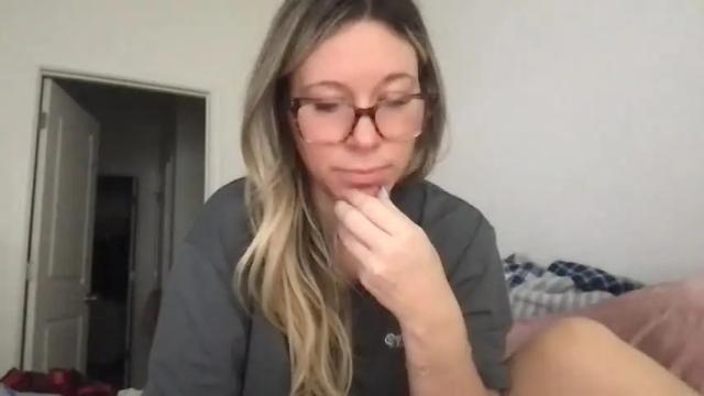 Image 6 of texas_blonde Stream on Chaturbate on 29 days ago