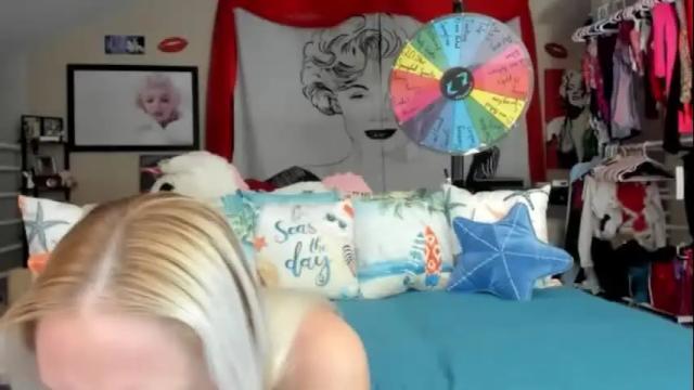 Image 2 of texaspeach69 Stream on Chaturbate on 4 days ago