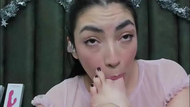 Image 8 of thailycherry Stream on Chaturbate on 20 days ago