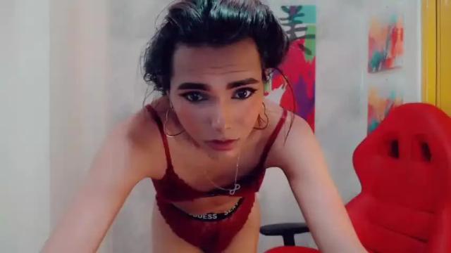 Image 8 of thaira_merlano_18 Stream on Chaturbate on 17 months ago