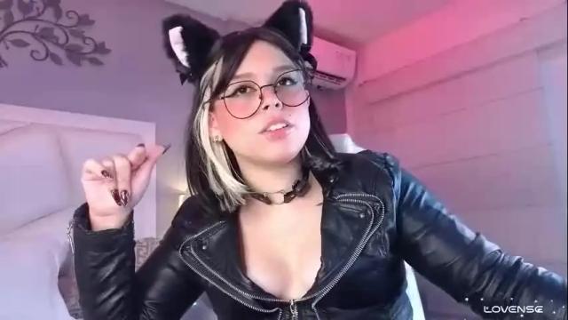 Image 8 of thalia21_ Stream on Chaturbate on 3 months ago