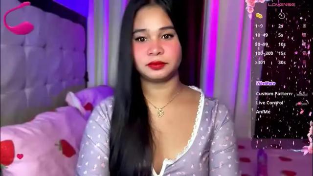 Image 2 of thalia_houston69 Stream on Chaturbate on 1 month ago