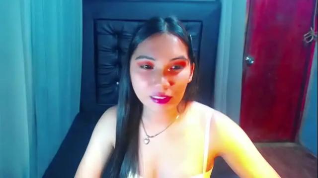 Image 4 of thalia_sweetgirl Stream on Chaturbate on 18 months ago