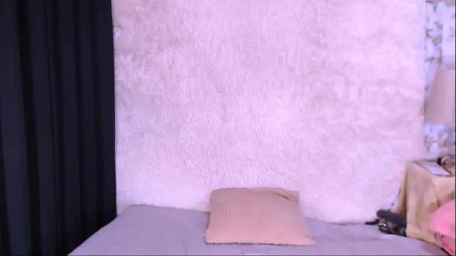 Image 6 of thalia_venture Stream on Chaturbate on 15 days ago