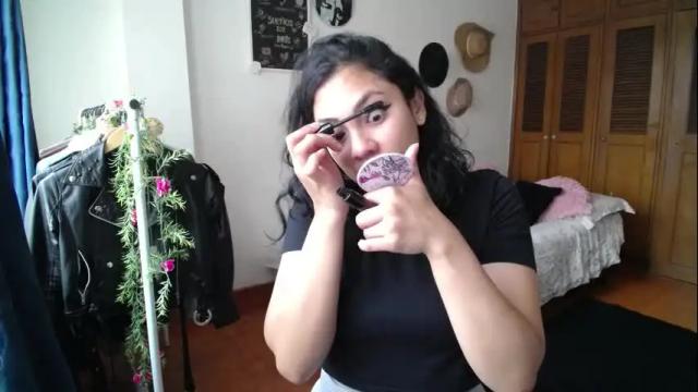 Image 2 of thaliacooper Stream on Chaturbate on 1 month ago