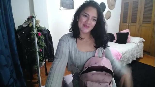 Image 2 of thaliacooper Stream on Chaturbate on 1 month ago