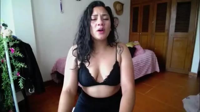 Image 7 of thaliacooper Stream on Chaturbate on 3 months ago