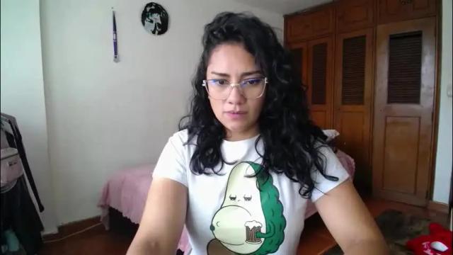 Image 2 of thaliacooper Stream on Chaturbate on 1 month ago