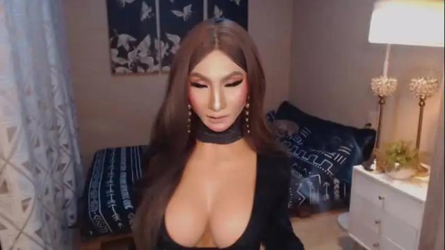Image 3 of thaliasaint Stream on Chaturbate on 19 days ago