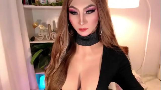 Image 3 of thaliasaint Stream on Chaturbate on 3 months ago