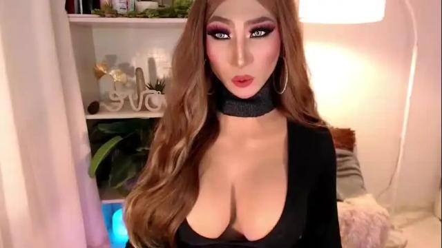 Image 6 of thaliasaint Stream on Chaturbate on 3 months ago