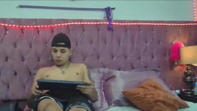 Image 8 of thalui28 Stream on Chaturbate on 19 months ago