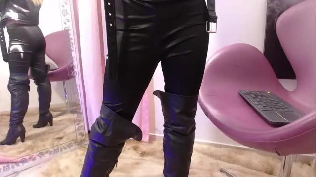 Image 12 of thamarajane1 Stream on Chaturbate on 24 days ago