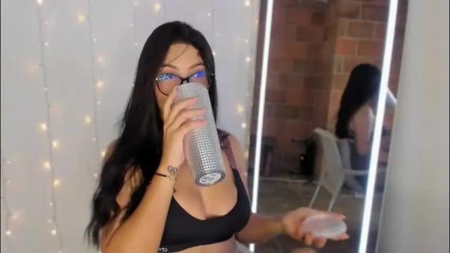 Thumbnail 2, tharaaa_1's Stream at Chaturbate, 3 months ago