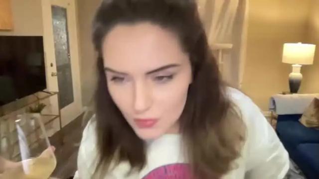 Image 3 of thatonegirlsexylilly Stream on Chaturbate on 14 months ago