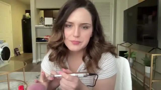 Image 12 of thatonegirlsexylilly Stream on Chaturbate on 14 months ago