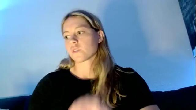 Thumbnail 1, thatprettyblondegirl's Stream at Chaturbate, 13 months ago