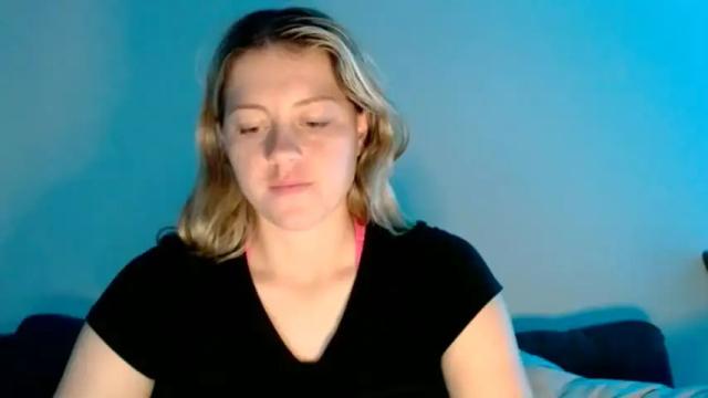 Image 2 of thatprettyblondegirl Stream on Chaturbate on 13 months ago