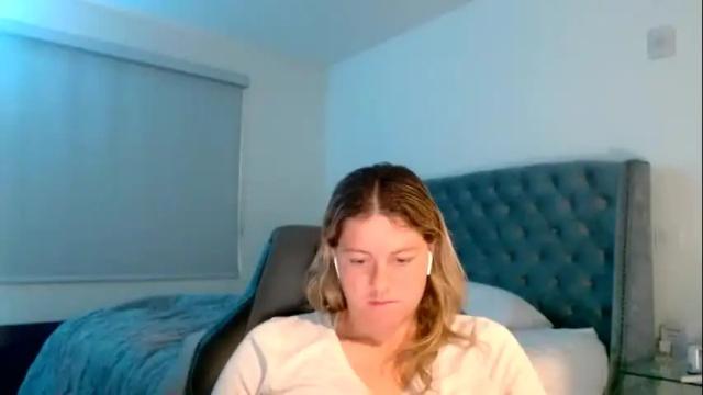 Image 8 of thatprettyblondegirl Stream on Chaturbate on 1 month ago