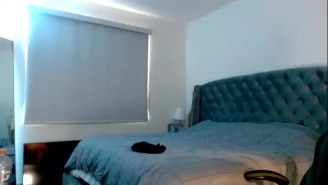 Image 10 of thatprettyblondegirl Stream on Chaturbate on 23 days ago