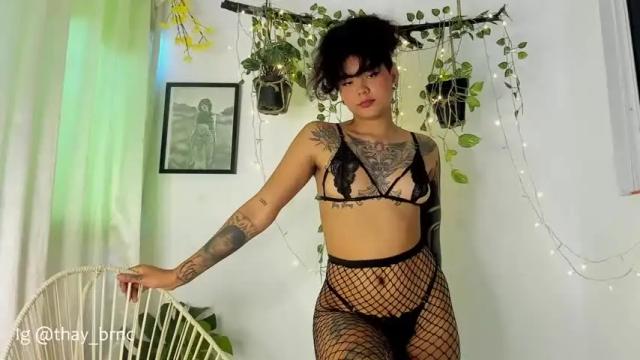 Image 3 of thayla_brincee Stream on Chaturbate on 15 months ago