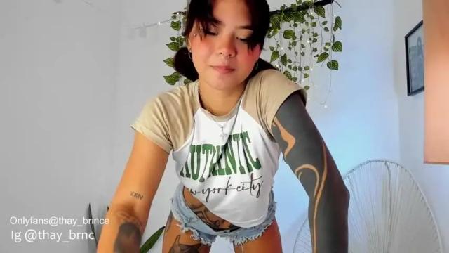 Image 2 of thayla_brincee Stream on Chaturbate on 14 months ago