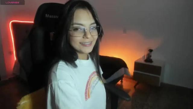 Image 4 of thays_mawakye01 Stream on Chaturbate on 15 months ago