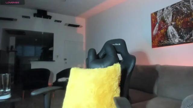 Image 4 of thays_mawakye01 Stream on Chaturbate on 15 months ago