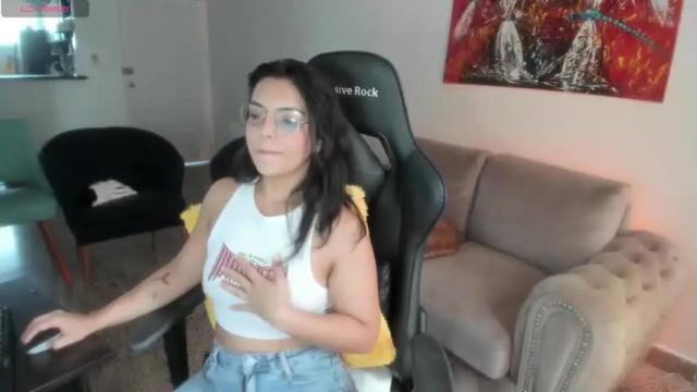 Image 3 of thays_mawakye01 Stream on Chaturbate on 15 months ago