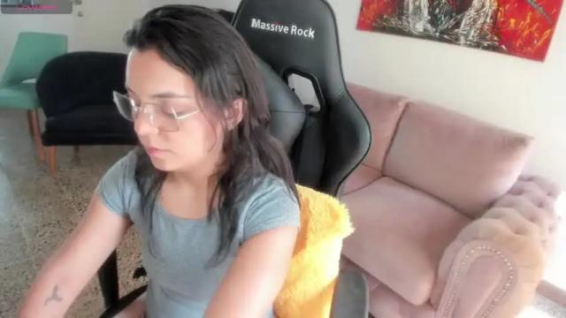 Image 6 of thays_mawakye01 Stream on Chaturbate on 15 months ago