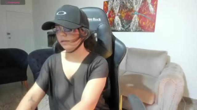 Image 2 of thays_mawakye01 Stream on Chaturbate on 14 months ago