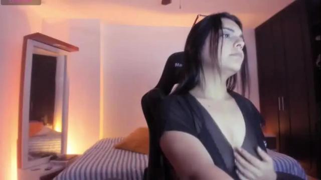 Image 8 of thays_mawakye01 Stream on Chaturbate on 2 months ago