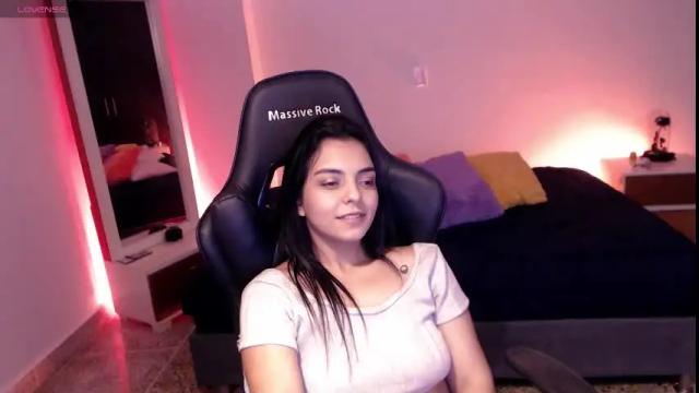 Image 2 of thays_mawakye01 Stream on Chaturbate on 1 month ago