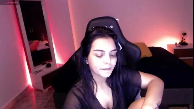 Image 2 of thays_mawakye01 Stream on Chaturbate on 1 month ago