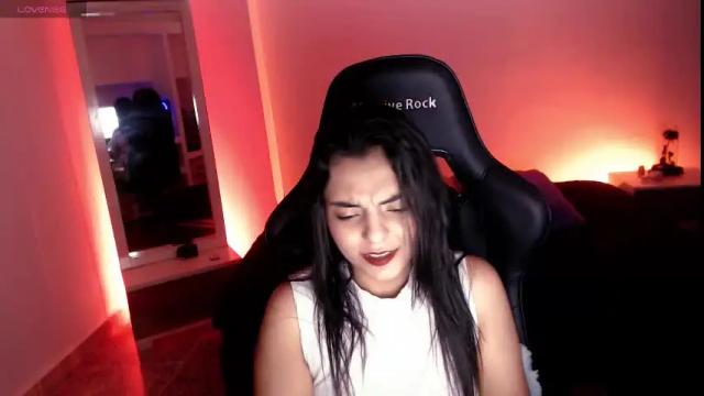 Image 3 of thays_mawakye01 Stream on Chaturbate on 21 days ago