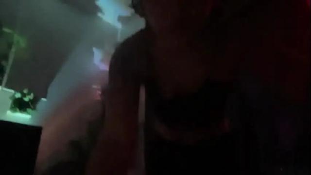 Image 2 of the_emmarouge Stream on Chaturbate on 1 month ago