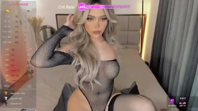 Image 2 of the_enchantressxx Stream on Chaturbate on 13 months ago