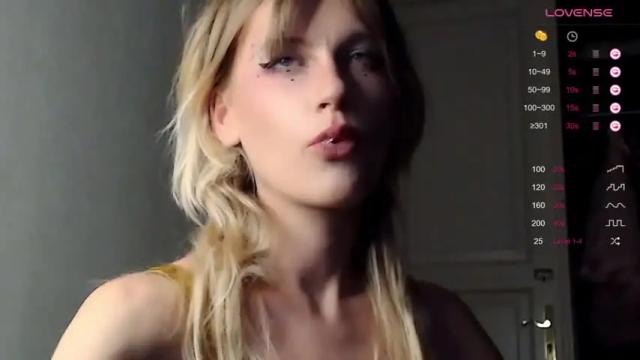 Image 8 of the_future_boy Stream on Chaturbate on 17 months ago