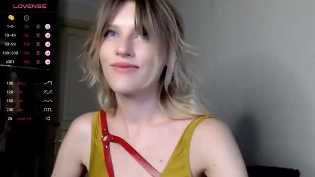 Image 2 of the_future_boy Stream on Chaturbate on 16 months ago